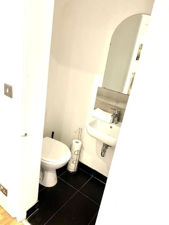 Emmanuel House - Beautiful 1-Bedroom Apt In Central Cambridge - Historical Building