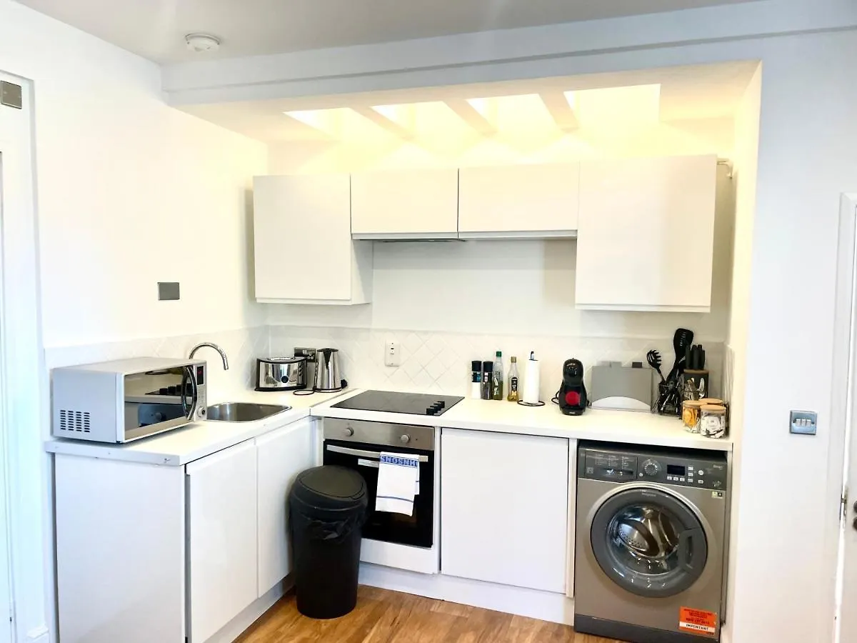 Emmanuel House - Beautiful 1-Bedroom Apt In Central Cambridge - Historical Building